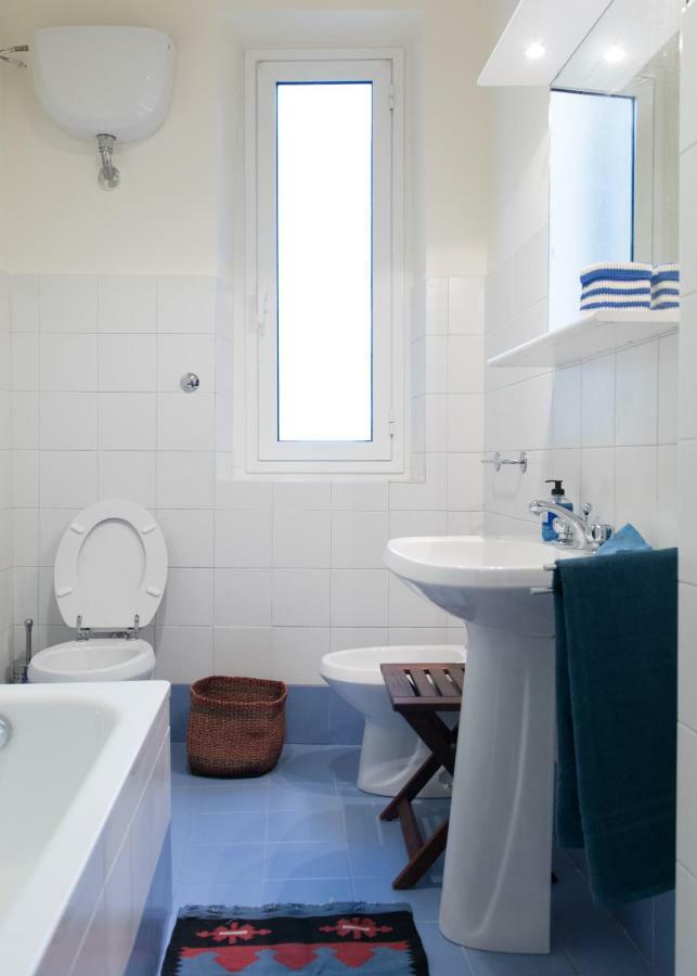 Guest house Naima 32 Genoa