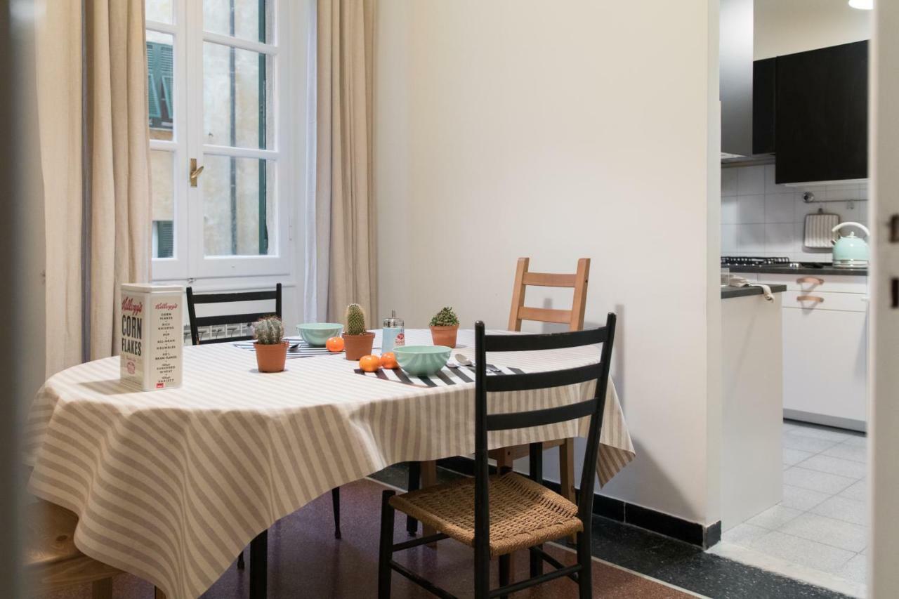 Naima 32 Guest house Genoa